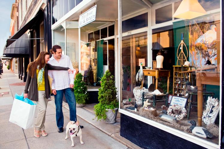 Farmville Shopping - Courtesy of Virginia Tourism Corporation